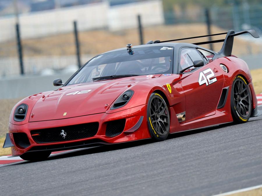  Ferrari 599XX Evoluzione 2012 года  (фото 25 из 50)
